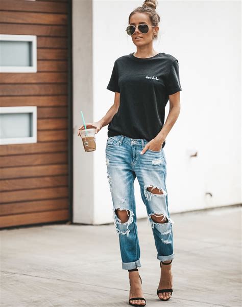 trendy solid t shirt outfits.